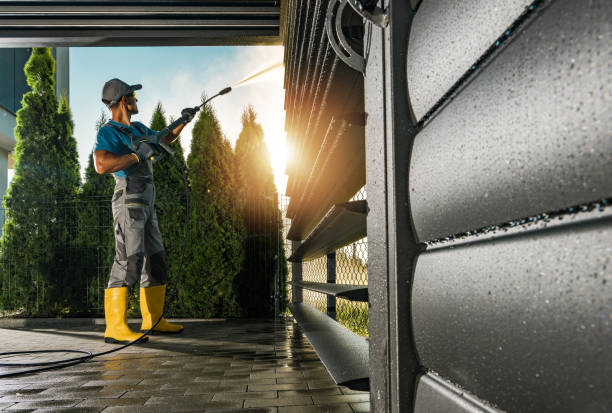 Best Deck Cleaning Services  in New Lisbon, WI